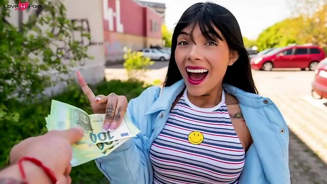 Cute Colombian Outdoor Sex