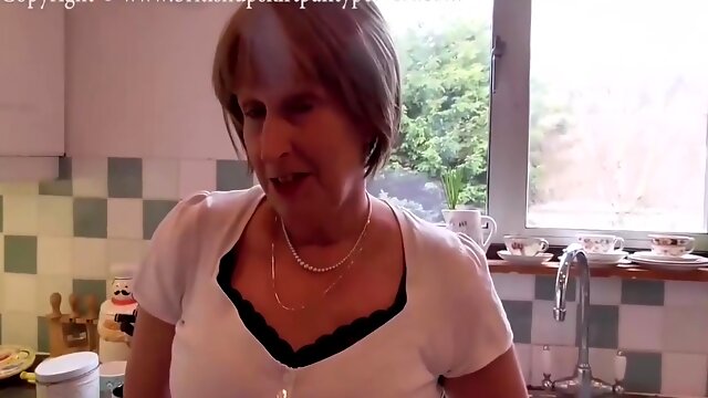 Rose Mary In British Wifey And Stepmother Blows Dick And Takes Painful