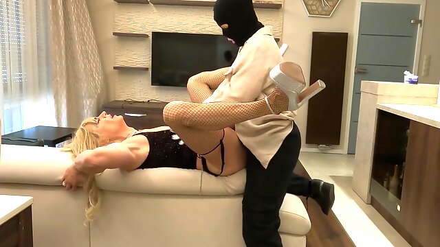 Sissy Crossdresser In Trixy Giving Perfect Service