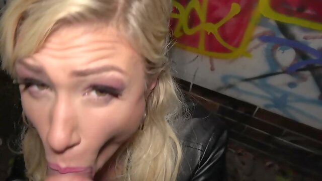 Thomas Hykas Steamy Payment with Gabi Gold