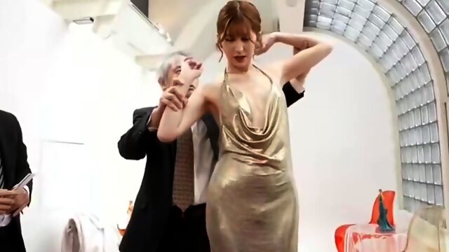 Японская Жена, Азиатки, Платье