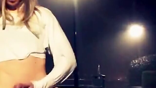 Mature Ts Night-flasher