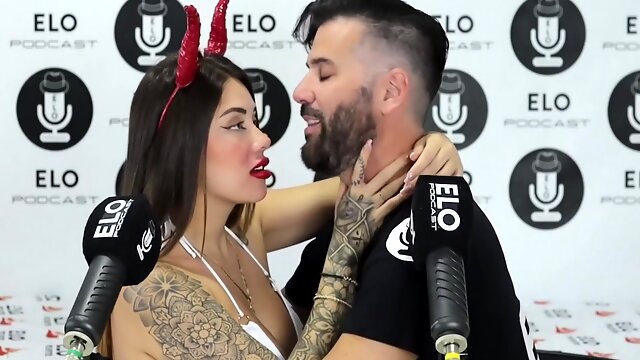 Busty Sara, Célébrité