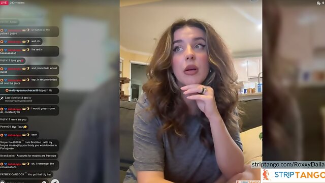 RoxxyDallas Free live porn at stripTango