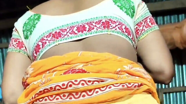 Bengali Hot Bhabhi and me