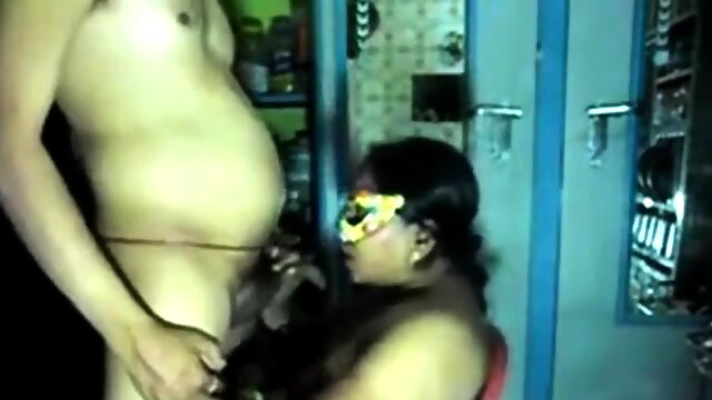 Big-Tits Indian Mature Couple with a Big Ass on Webcam