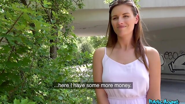 Jenifer Jane And Jennifer Jane In Cheating Girlfriend Has Horny Facial