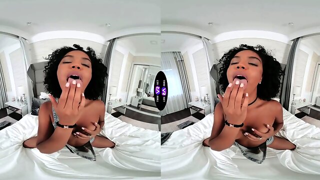 Selva Lapiedra dives deep into her jiggly pussy u2013 tmwvrnet