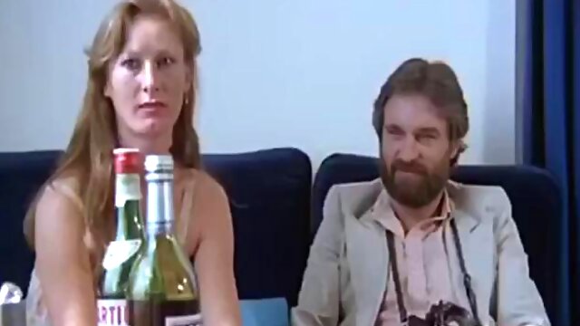 Threesome Fucking and More: Blowjob, Threesome  Groupsex Porn