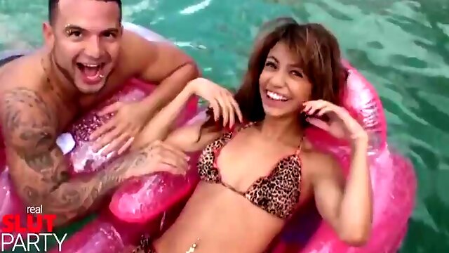 Mofos - Spin The Dirty Bottle: Teen, Blowjob  Amateur Porn