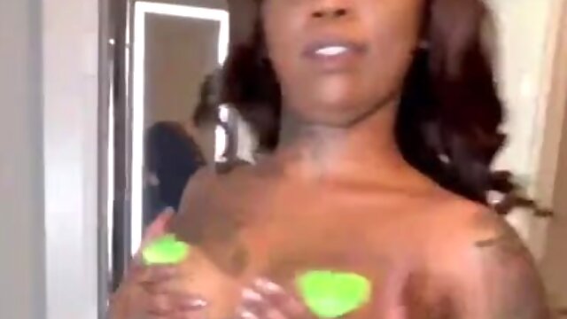 Ebony hot MILF sloppy blowjob