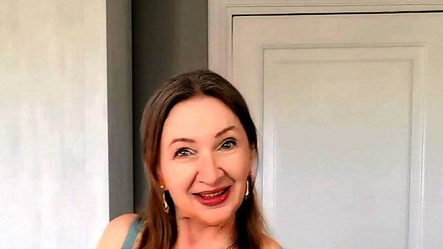 Hot Busty Granny Will Make You Horny