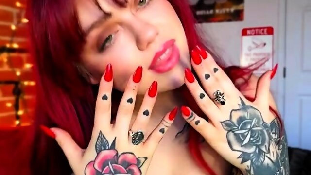 Red Nails, Goddess