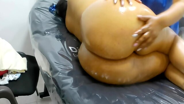 Luxury Massage For Cheating Wife And Her Curvy Body