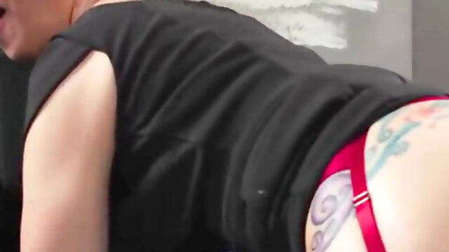 Redheaded cougar is grieving and having sex with a new man