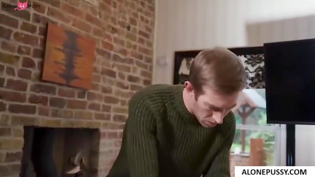 Spending Sucks - Hot Blonde Milf Teaches Young Guy How To Spend Money Wisely With Francys Belle