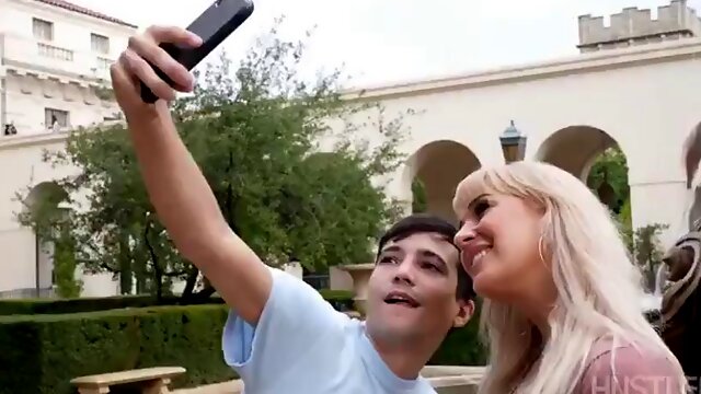 Hustler : Jordan Maxx: Big Ass, Blowjob  Milf Porn