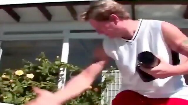 Nicole bangs the camera guy: Blowjob, Babe  Milf Porn