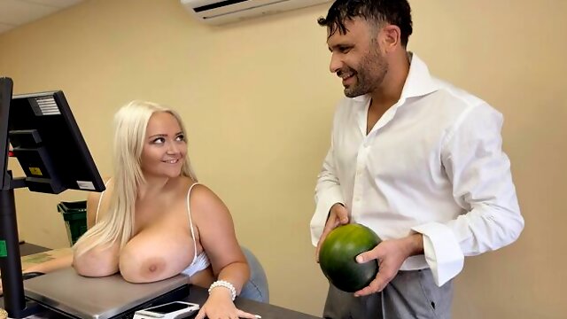 Pure Lanas curvy xxx