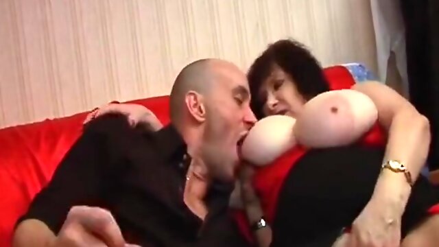 French Stepmother Id Like To Fuck And Granny Share Large Rod In A Naughty Three-some