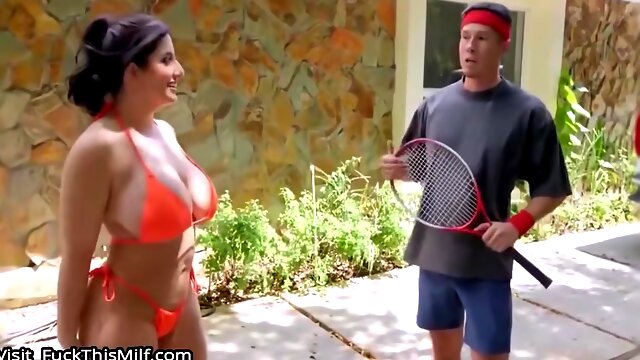 Sarah-arabians Hot Summer Fling! Exotic Dancer & Sex Coach Teaches You How To Play With Sarah Arabic