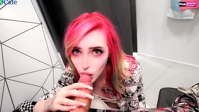 Hair Emo-guy Shags A Lovely Slim Tattooed Pink-hair Sales Consultant In The