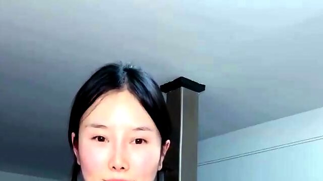 Cute Asian Chubby Teen Wild Dildo Masturbation