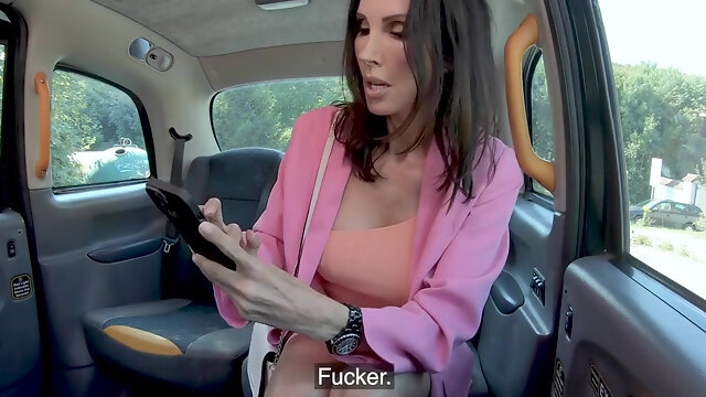 Seeing a sexy cougar in sight, the taxi driver takes the payment in her pussy
