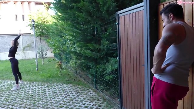 Leise Ficken, Teen Mit Zahnspange, Sei Leise, Öffentlichkeit