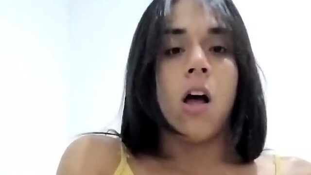 Latina Cumshot, Shemale, Teen