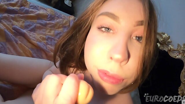 Kelly Annes Wild Solo Passion in Dildo Fucking Heat