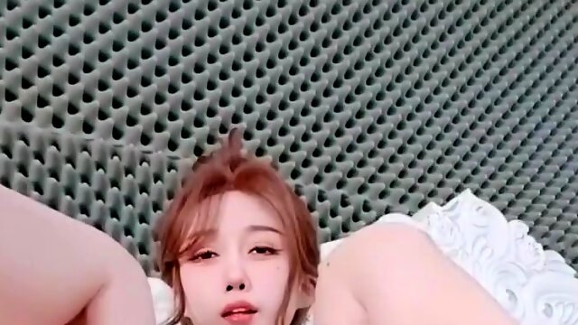 Amateur asian sucks and tit fucks in hot high definition