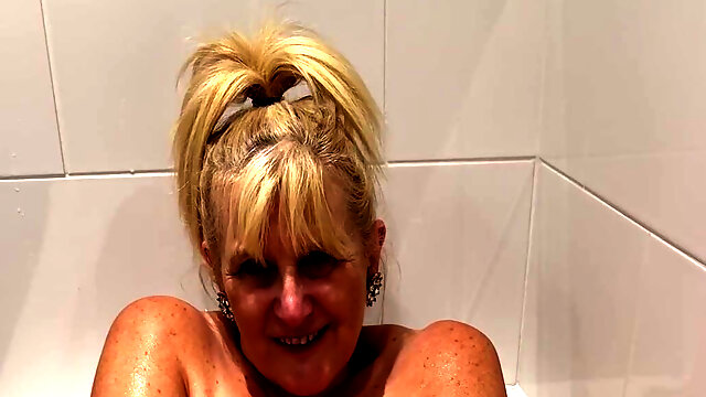 Your Best Friends Stepmom in the Bath Boobs Pussy and a Dildo Blow Job