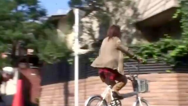 Cycling at pantyless 1: Amateur, Asian  Japanese Porn