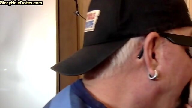 Mature gloryhole BJ gaydaddy assfucked in homemade closeup