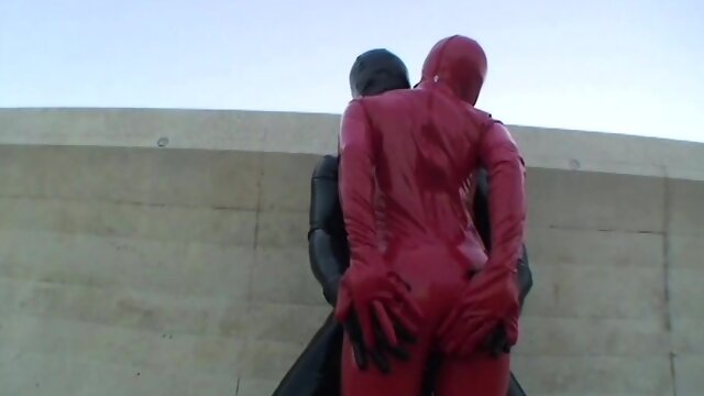 Amatør, BDSM, Latex