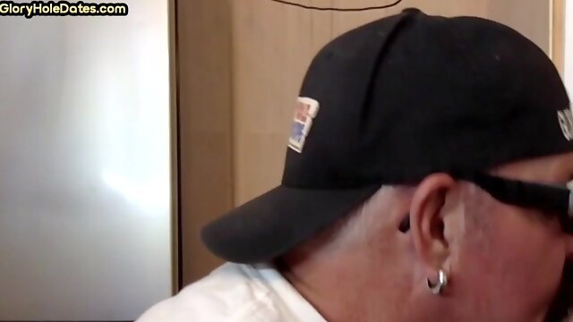 BJ gloryhole amateur DILF sucks BFs cock in homemade video