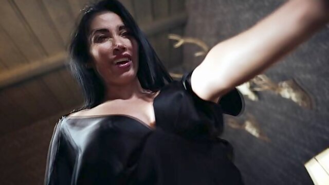 Beautiful Clea Gaultier and Ashby Winter - 18-25 dirt - Vampired