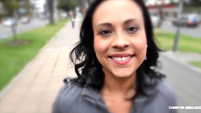 Catalina Prada, Erik Logan - Messy Facial For