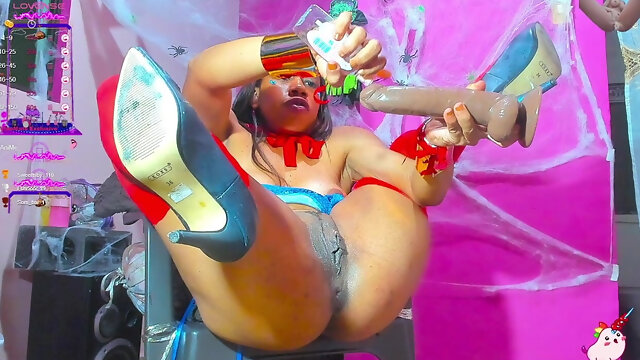 Happy Halloween Wonder Woman Love Ur Dick Very Exotic Deep in My Pussy All Time Until Squirt Alot Beautiful Dadd