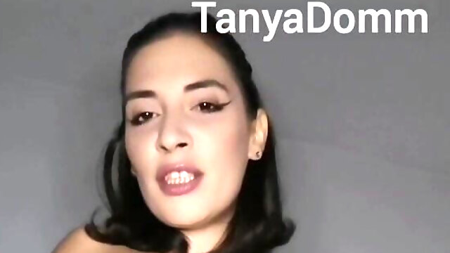 Tanyadomm, Amateur, JOI