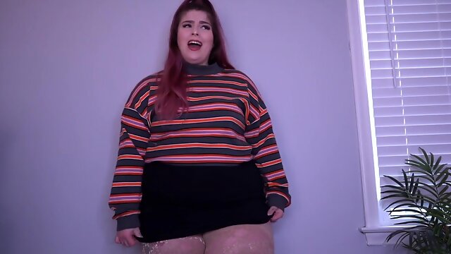 SugarbootyCB - Office Whore Secretly Farts for You - Amateur porn