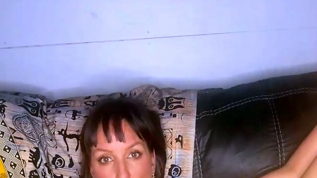 Big boob brunette masturbates on webcam