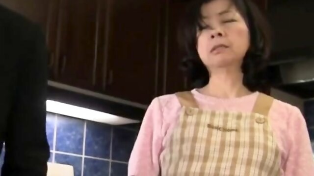 Airi Suzumura sexy amateur milf in Asian hardcore