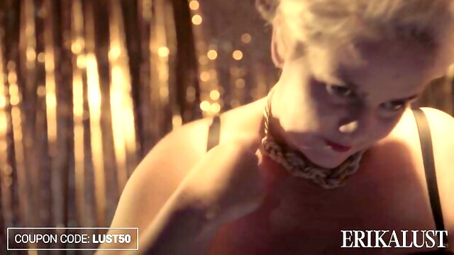 Excellent side piece at missionary porn