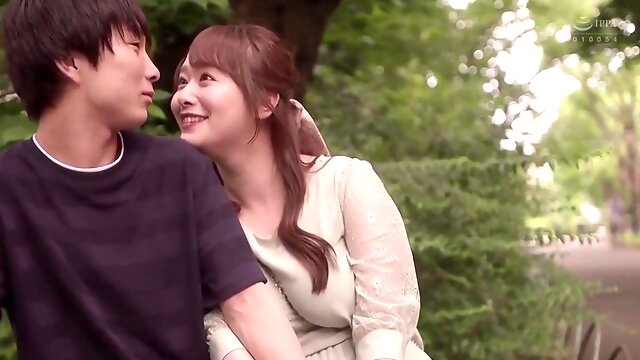 Jul752 Thick Housewife (720)