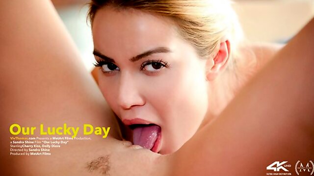 Brunetki, Orgazm, Lesbijki