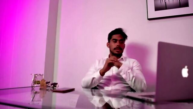 Tattooed women movie with cover-girl side chick from Stripchat