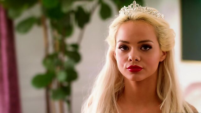 Markus Dupree and Elsa Jean enjoy passionate pussy licking in missionary position