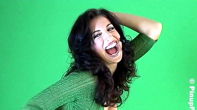 Jana St. Patricks Day Busty Babe Solo